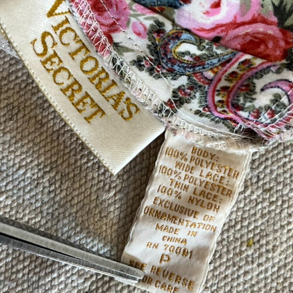 Vintage Victoria Secret Gold Label1990's Floral Satin Spaghetti Slip Dress Sz sm - Picture 6 of 8